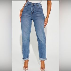 Fashion Nova Mom Jeans High Rise Straight Leg Size 13